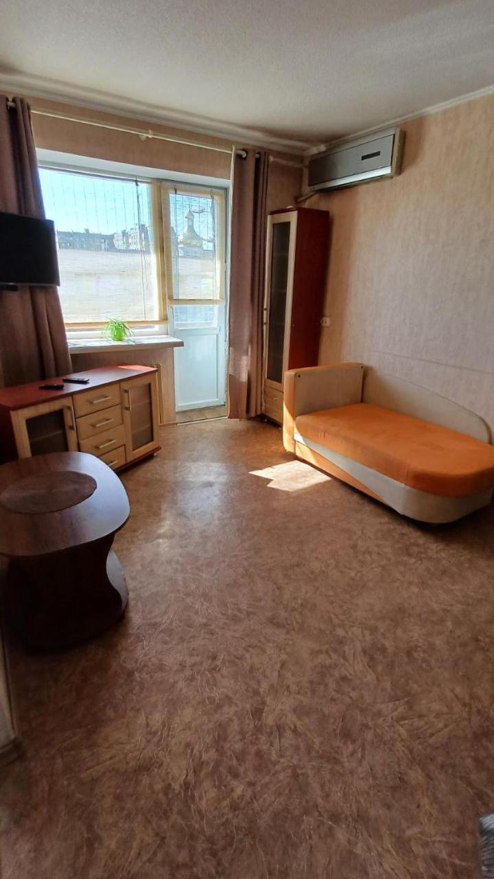 Apartment 2 Rooms Slobozhansky Prospekt Nizhnednepsovsk Exterior foto